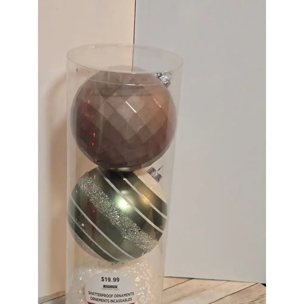 Christmas bulb ornaments new red white green‎ gold silver